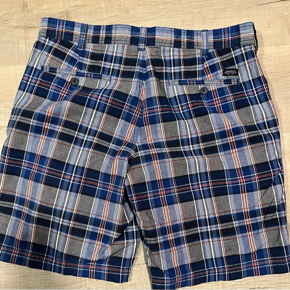 Arrow Navy and Gray Plaid Men's Shorts